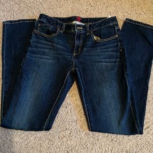 Women’s Brooks Brothers straight leg denim jeans.
